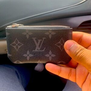 Louis Vuttion Wallet